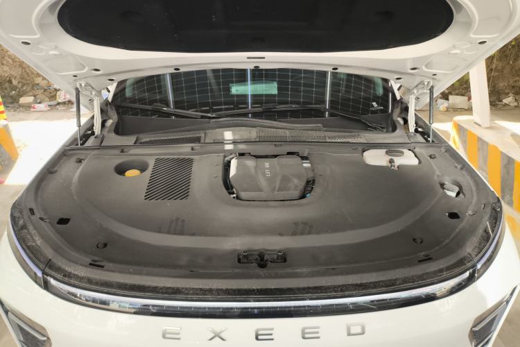 Used EXEED Star Era ET 2024 Range-Extended 200 Pro Engine Bay