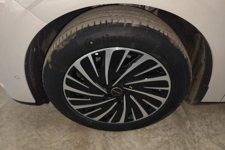 Used EXEED Star Era ET 2024 Extended-Range 240 Ultra All-Wheel Drive Exterior 4