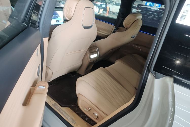 Used EXEED Star Era ET 2024 Extended-Range 240 Ultra All-Wheel Drive Left Rear Seat