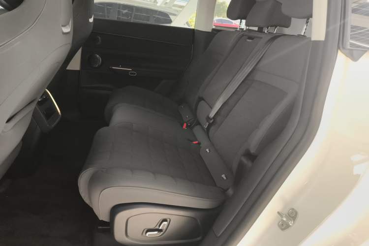 Used EXEED Star Era ET 2024 Range-Extended 200 Pro Left Rear Seat