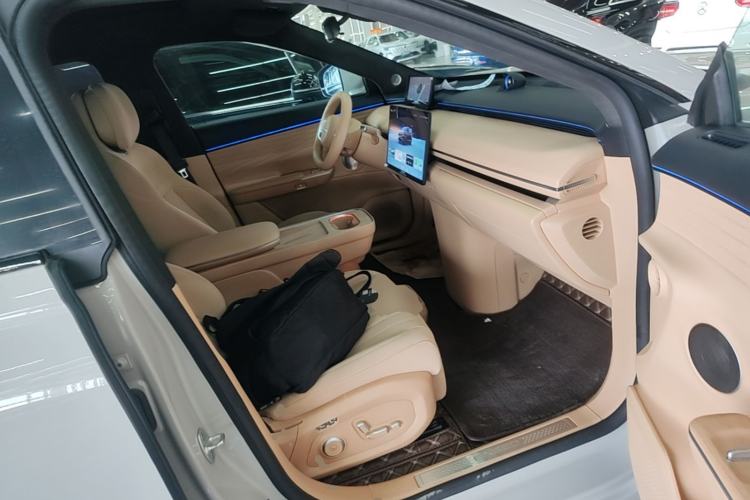 Used EXEED Star Era ET 2024 Extended-Range 240 Ultra All-Wheel Drive Right Front Seat