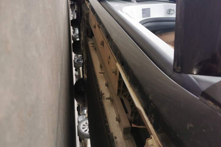 Used EXEED Star Era ET 2024 Range-Extended 200 Pro+ Right Side Sill