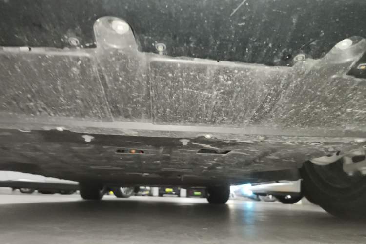 Used EXEED Star Era ET 2025 Extended-Range 265 Pro Two-Wheel Drive High-Speed Driver Assistance Chassis Front