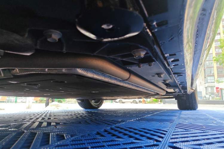 Used EXEED Star Era ET 2025 Extended-Range 265 Pro Two-Wheel Drive High-Speed Driver Assistance Chassis Front Left