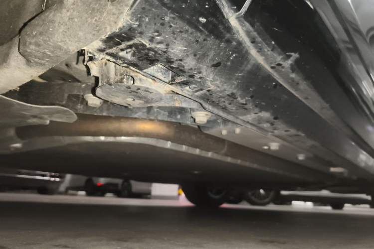 Used EXEED Star Era ET 2025 Extended-Range 265 Pro Two-Wheel Drive High-Speed Driver Assistance Chassis Front Left