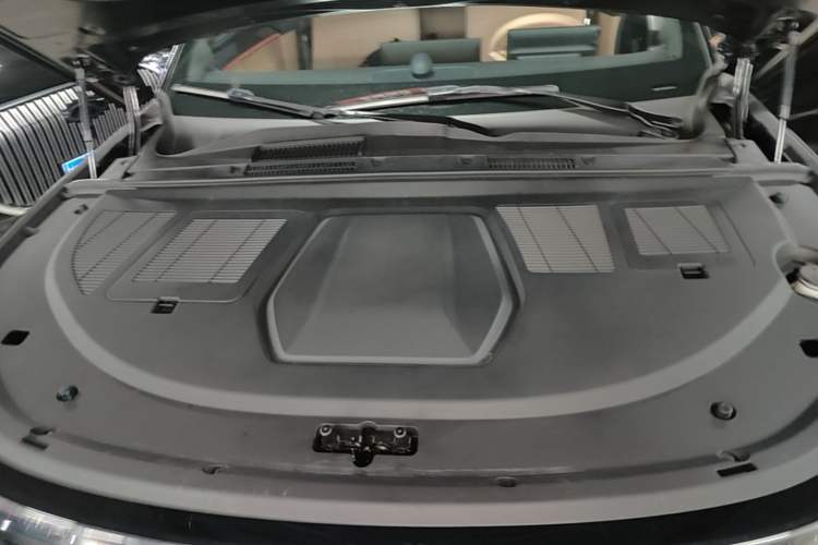 Used EXEED Star Era ET 2025 Extended-Range 240 Max All-Wheel Drive Urban Advanced Driver Assistance Engine Bay