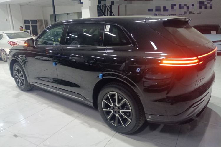 Used EXEED Star Era ET 2025 Extended-Range 265 Pro Two-Wheel Drive High-Speed Driver Assistance Exterior 3