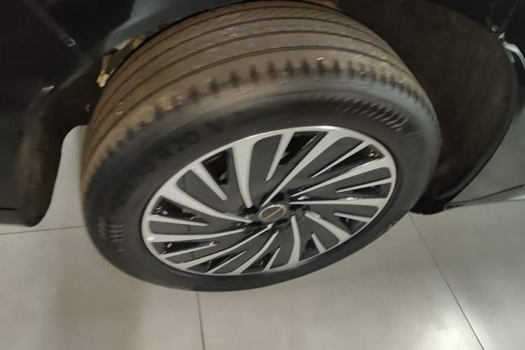 Used EXEED Star Era ET 2025 Extended-Range 240 Max All-Wheel Drive Urban Advanced Driver Assistance Exterior 5