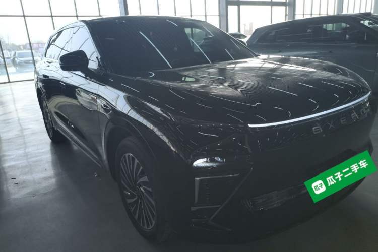 Used EXEED Star Era ET 2025 Range-Extended 240 Pro All-Wheel Drive High-Speed Driver Assistance Front Right 45 Deg
