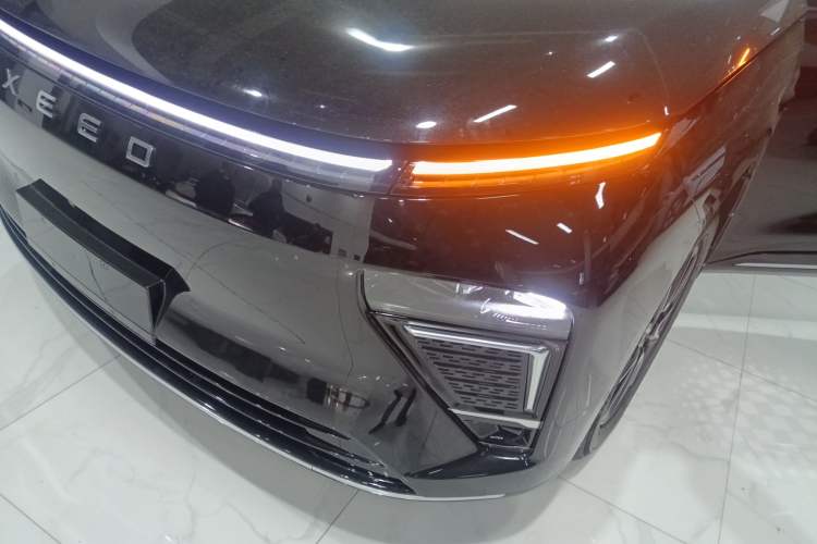 Used EXEED Star Era ET 2025 Extended-Range 265 Pro Two-Wheel Drive High-Speed Driver Assistance Left Front Headlight