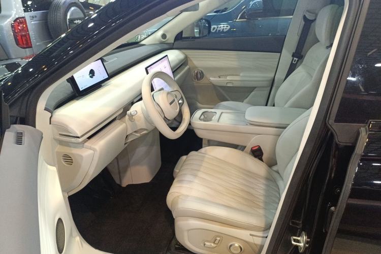 Used EXEED Star Era ET 2025 Extended-Range 240 Max All-Wheel Drive Urban Advanced Driver Assistance Left Front Seat