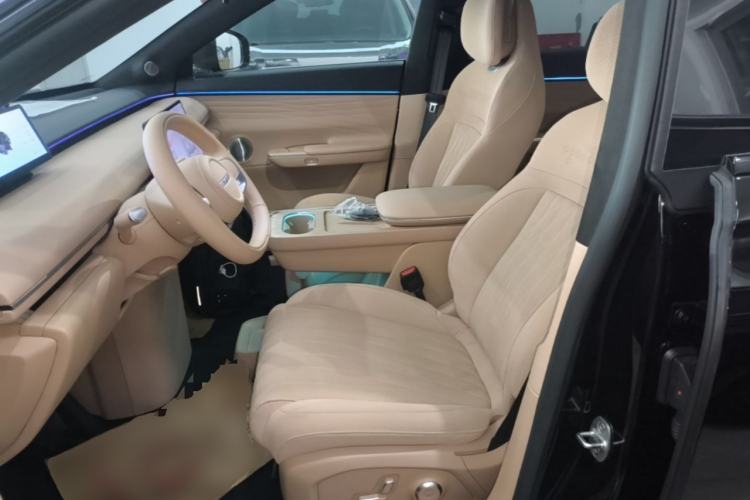 Used EXEED Star Era ET 2025 Extended-Range 240 Max All-Wheel Drive Urban Advanced Driver Assistance Left Front Seat