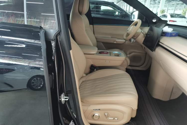 Used EXEED Star Era ET 2025 Range-Extended 240 Pro All-Wheel Drive High-Speed Driver Assistance Right Front Seat