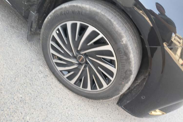 Used EXEED Star Era ET 2025 Extended-Range 265 Pro Two-Wheel Drive High-Speed Driver Assistance Right Front Wheel Hub