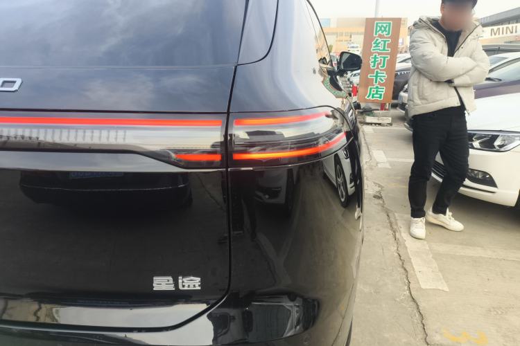 Used EXEED Star Era ET 2025 Range-Extended 240 Pro All-Wheel Drive High-Speed Driver Assistance Right Rear Taillight