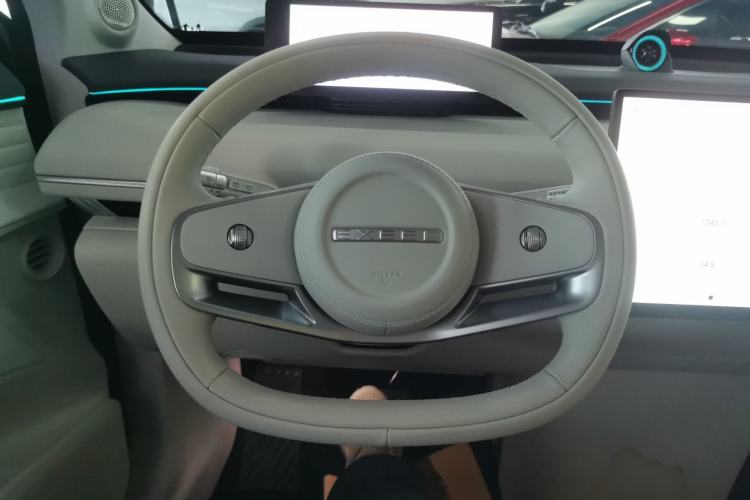 Used EXEED Star Era ET 2025 All-Electric 625 Pro Two-Wheel Drive Urban-Assistive Driving System Steering Wheel