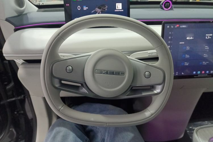 Used EXEED Star Era ET 2025 Extended-Range 265 Pro Two-Wheel Drive High-Speed Driver Assistance Steering Wheel