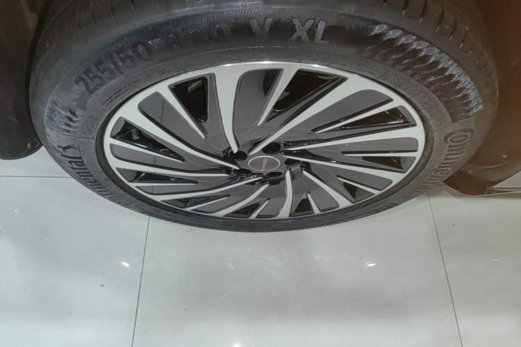 Used EXEED Star Era ET 2025 Extended-Range 240 All-Wheel Drive Supreme Deluxe Exterior 5