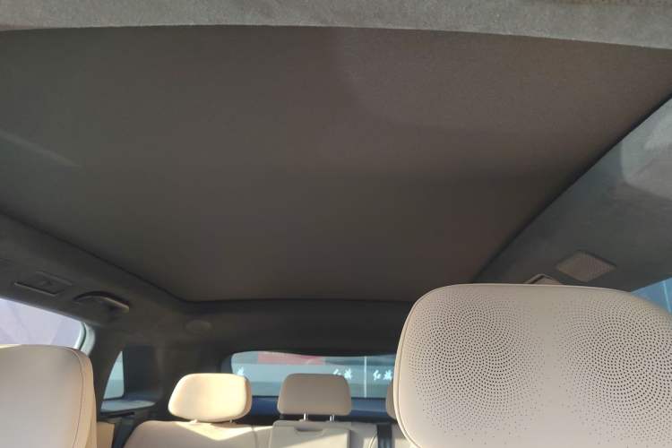 Used EXEED Star Era ET 2025 Extended-Range 240 Max All-Wheel Drive Urban Advanced Driver Assistance Headliner