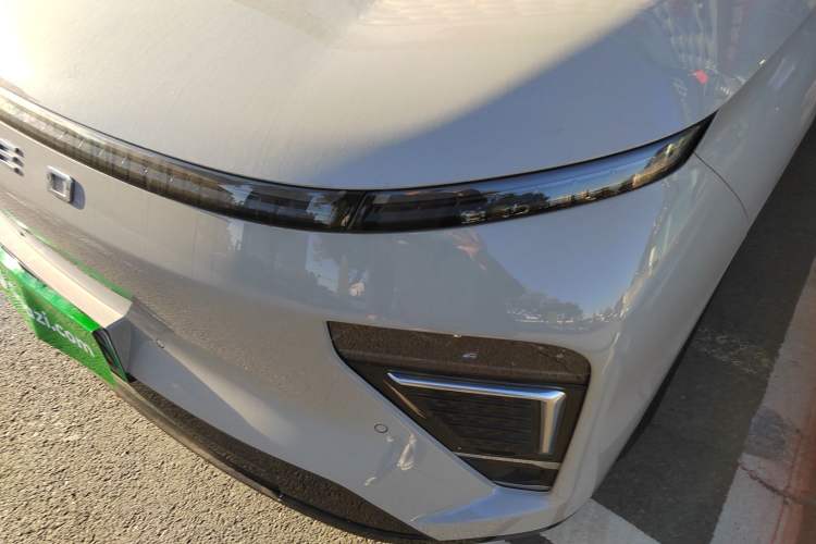 Used EXEED Star Era ET 2025 Extended-Range 240 Max All-Wheel Drive Urban Advanced Driver Assistance Left Front Headlight