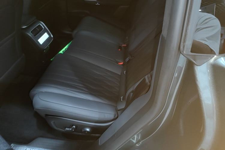 Used EXEED Star Era ET 2025 Extended-Range 240 All-Wheel Drive Supreme Deluxe Left Rear Seat