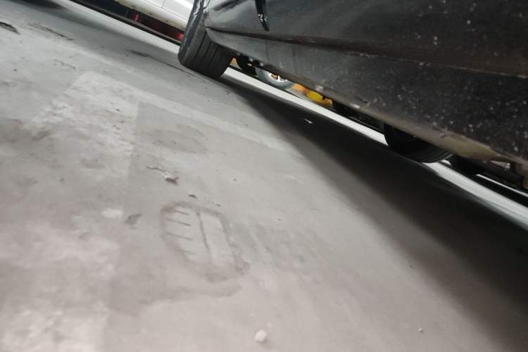 Used EXEED Star Era ET 2025 Extended-Range 265 Pro Two-Wheel Drive High-Speed Driver Assistance Left Side Sill