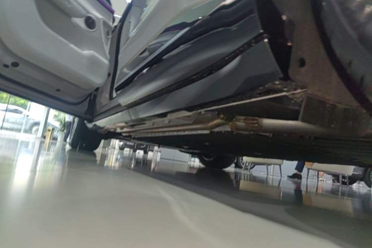 Used EXEED Star Era ET 2025 Extended-Range 265 Max Two-Wheel Drive Urban Advanced Driver Assistance Left Side Sill