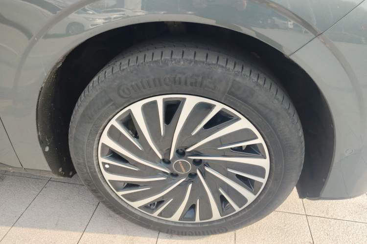 Used EXEED Star Era ET 2025 Extended-Range 265 Pro Two-Wheel Drive High-Speed Driver Assistance Exterior 7