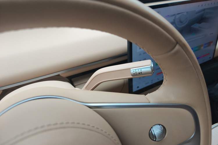 Used EXEED Star Era ET 2025 Extended-Range 240 Max All-Wheel Drive Urban Advanced Driver Assistance Gear Lever
