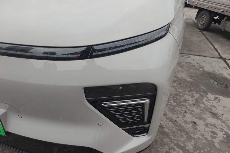 Used EXEED Star Era ET 2025 Extended-Range 240 Max All-Wheel Drive Urban Advanced Driver Assistance Left Front Headlight