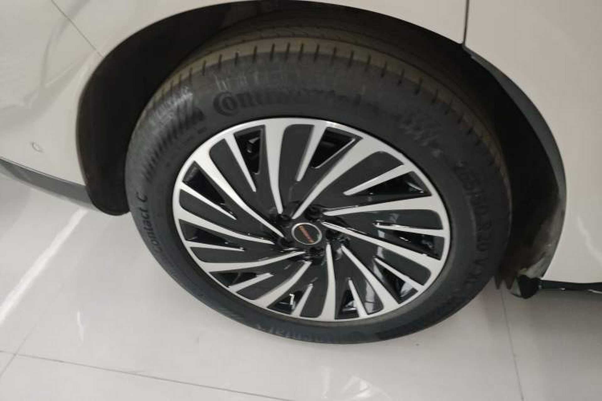 Used EXEED Star Era ET 2025 Range-Extended 240 Pro All-Wheel Drive High-Speed Driver Assistance Right Rear Wheel Hub