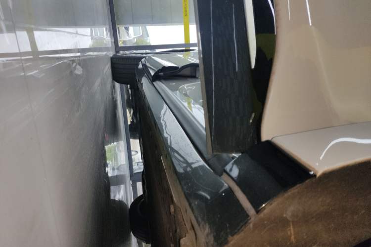 Used EXEED Star Era ET 2025 Range-Extended 240 Pro All-Wheel Drive High-Speed Driver Assistance Right Side Sill