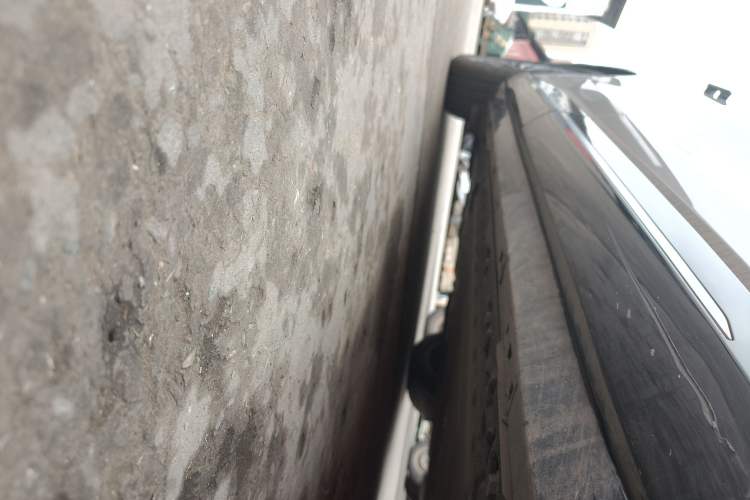 Used EXEED Star Era ET 2025 Extended-Range 240 Max All-Wheel Drive Urban Advanced Driver Assistance Right Side Sill