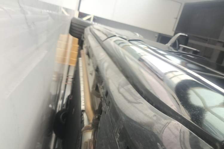 Used EXEED Starway EX7 2026 Model, Range-Extended, Two-Wheel Drive Max Edition Left Side Sill