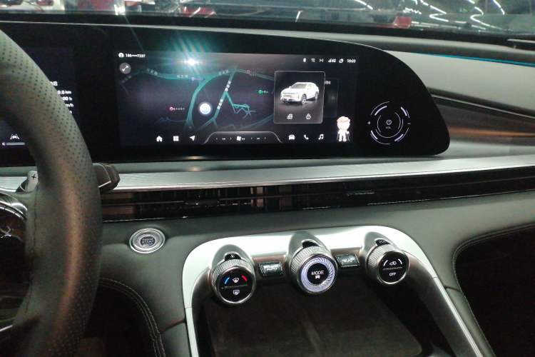 Used EXEED Stellar 2023 400T Two-Wheel Drive Comfort Edition Audio And AC Panel