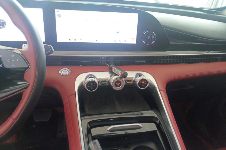 Used EXEED Stellar 2023 400T Four-Wheel Drive Premium Flying Fish Edition Audio And AC Panel