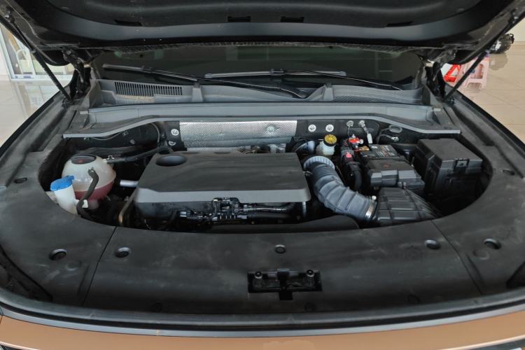 Used EXEED Stellar 2023 400T Two-Wheel Drive Comfort Edition Engine Bay