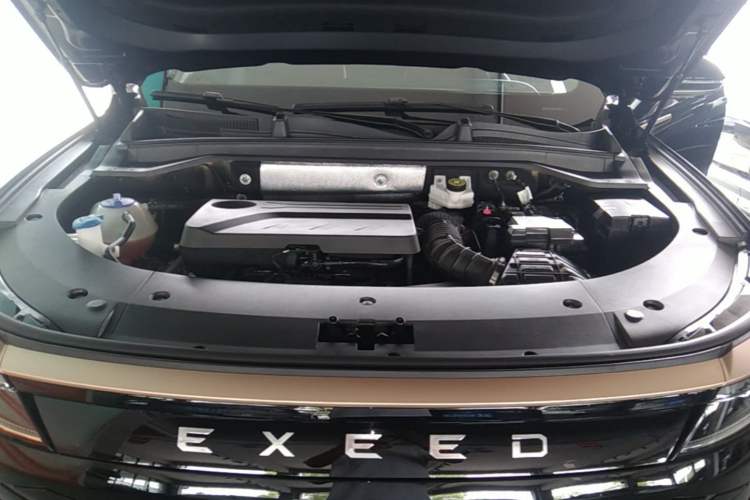 Used EXEED Stellar 2023 400T Four-Wheel Drive Premium Flying Fish Edition Engine Bay