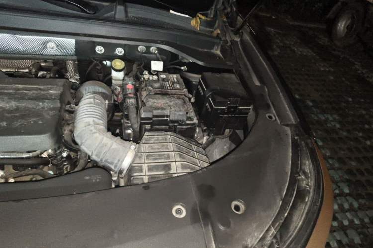 Used EXEED Stellar 2023 400T Two-Wheel Drive Comfort Edition Engine Bay Left