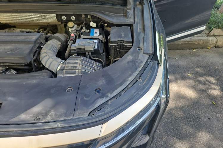 Used EXEED Stellar 2023 400T Two-Wheel Drive Luxury Edition Engine Bay Left