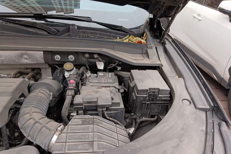 Used EXEED Stellar 2023 400T Two-Wheel Drive Comfort Flyfish Edition Engine Bay Left