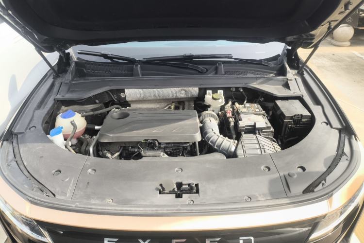 Used EXEED Stellar 2023 400T Four-Wheel Drive Deluxe Edition Engine Bay