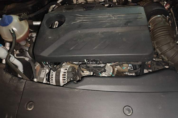 Used EXEED Stellar 2023 400T Four-Wheel Drive Premium Flying Fish Edition Engine Bay Right
