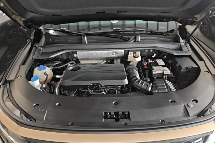 Used EXEED Stellar 2023 400T Four-Wheel Drive Deluxe Edition Engine Bay