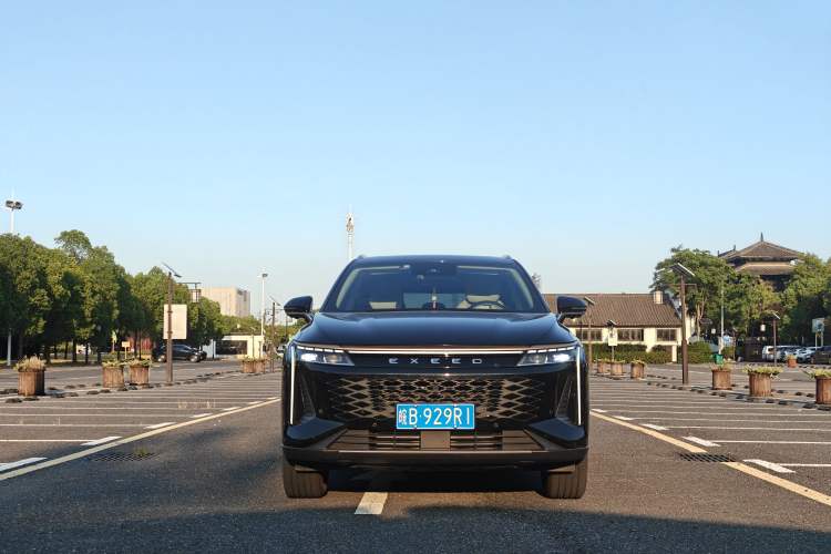 Used EXEED Stellar 2023 400T Two-Wheel Drive Luxury Edition Exterior 2