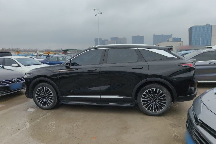 Used EXEED Stellar 2023 400T Four-Wheel Drive Enjoying the Flying Fish Edition Exterior 3