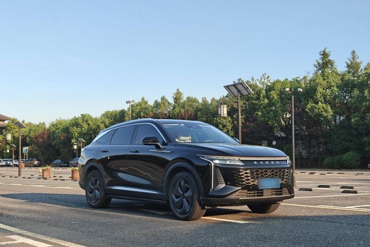 Used EXEED Stellar 2023 400T Two-Wheel Drive Luxury Edition Exterior 3