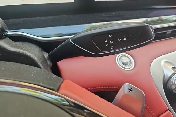 Used EXEED Stellar 2023 400T Two-Wheel Drive Luxury Edition Gear Lever