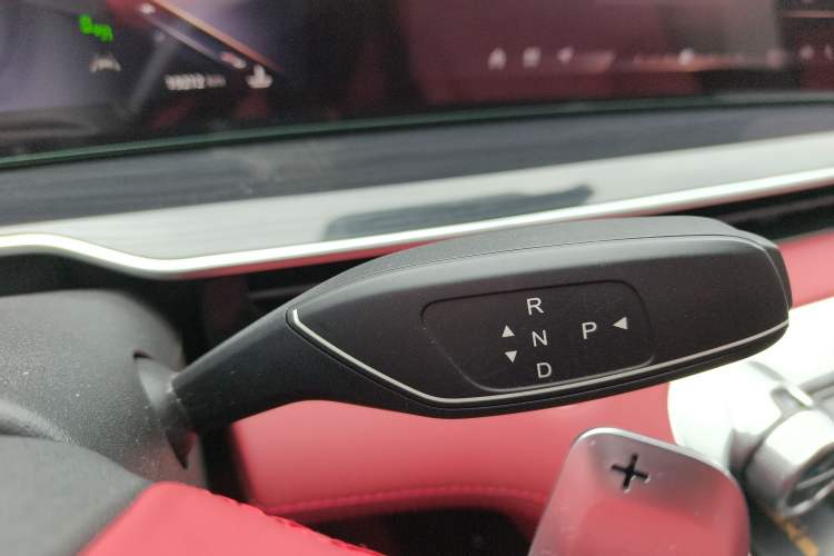 Used EXEED Stellar 2023 400T Four-Wheel Drive Enjoying the Flying Fish Edition Gear Lever