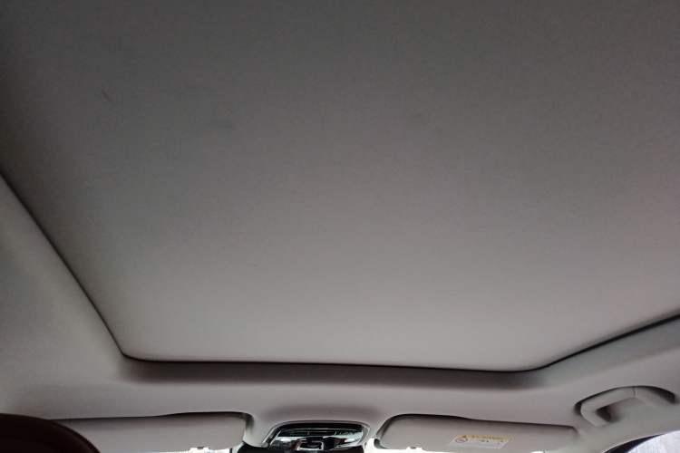 Used EXEED Stellar 2023 400T Two-Wheel Drive Comfort Flyfish Edition Headliner